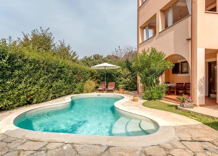 Beautiful Apartment In Pula With Wifi Pula