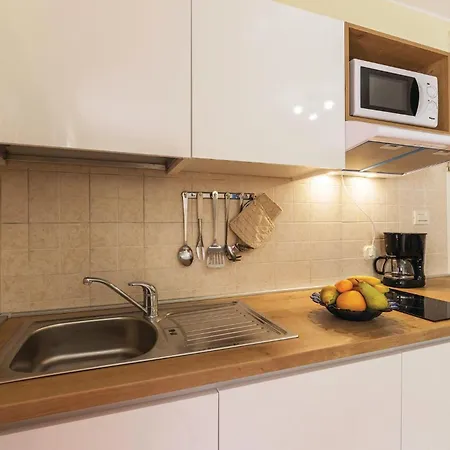 Beautiful Apartment In Pula With Wifi * Pula